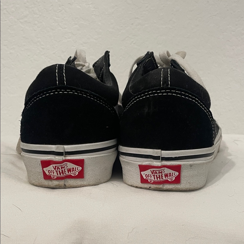 Vans Black and White Low-Top Sneakers - Picture 2 of 4